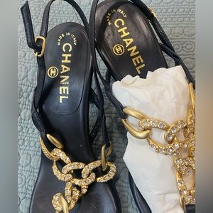 Chanel Black Crystal Gold chain heel thongs 38.5